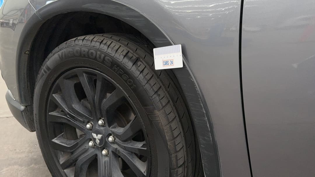 2018 Mitsubishi Outlander Black Edition 7 Seat (2WD), Automatic, 116580 km, Quarter Panel Front LHS Guard Scuff
