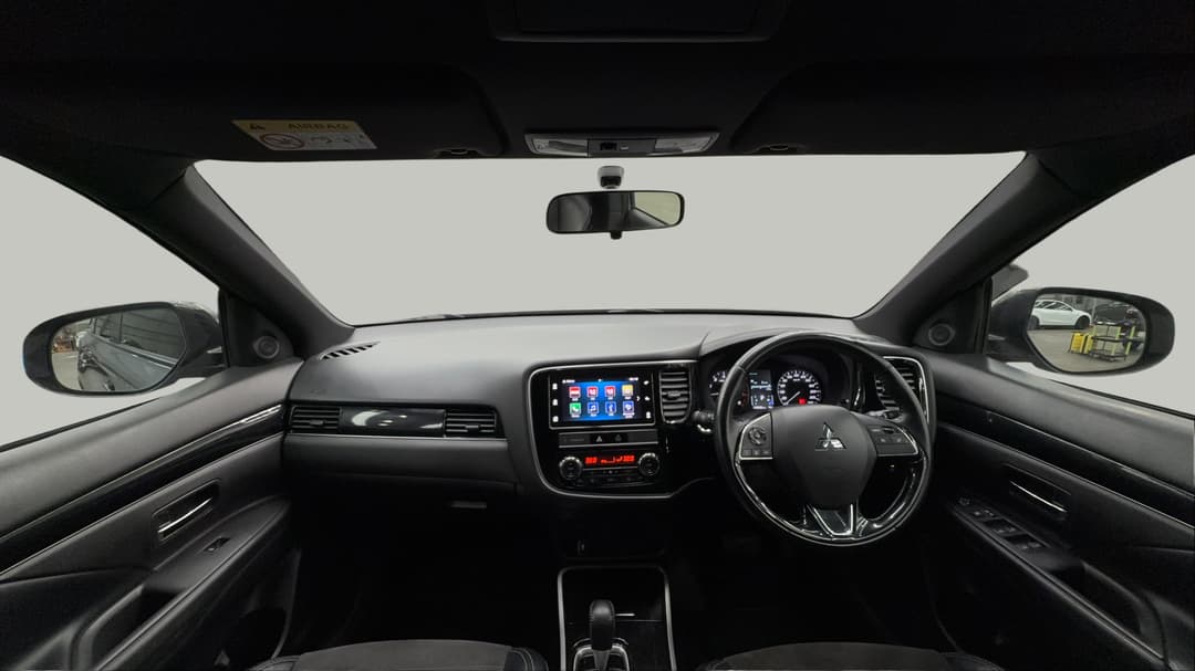 2018 Mitsubishi Outlander Black Edition 7 Seat (2WD), Automatic, 116580 km, Dashboard View