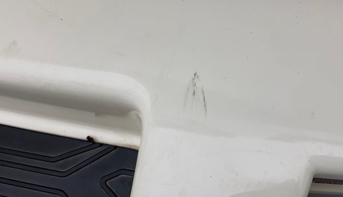 2017 Mahindra Scorpio S2, Diesel, Manual, 61,065 km, Rear bumper - Minor scratches