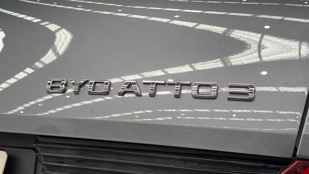 2025 Byd Atto 3 Extended Range Premium, Automatic, 6363 km, Badge (Boot Right Side)