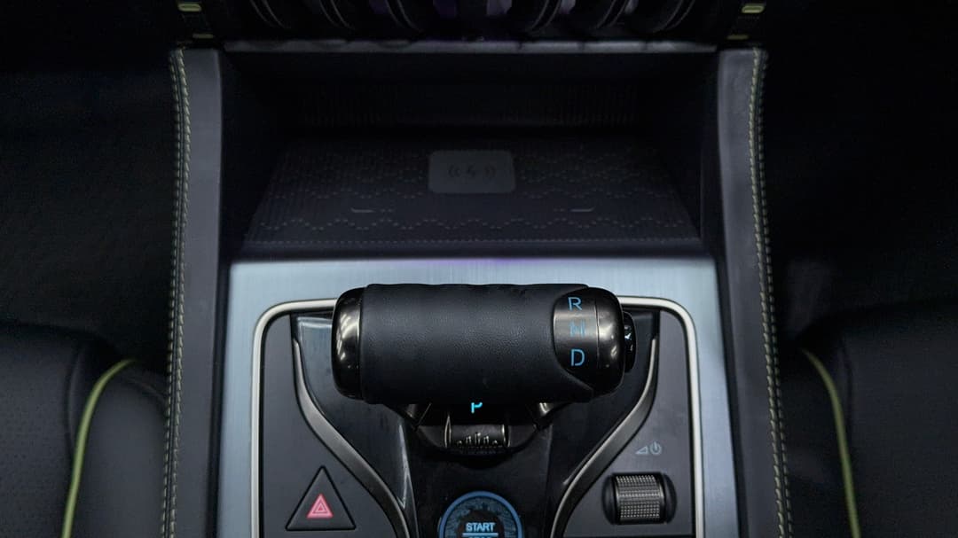 2025 Byd Atto 3 Extended Range Premium, Automatic, 6363 km, Gear Lever 