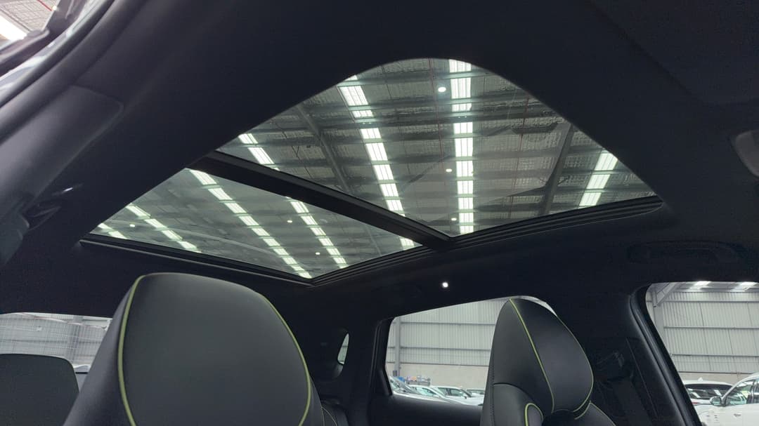 2025 Byd Atto 3 Extended Range Premium, Automatic, 6363 km, Interior Sunroof/Moonroof