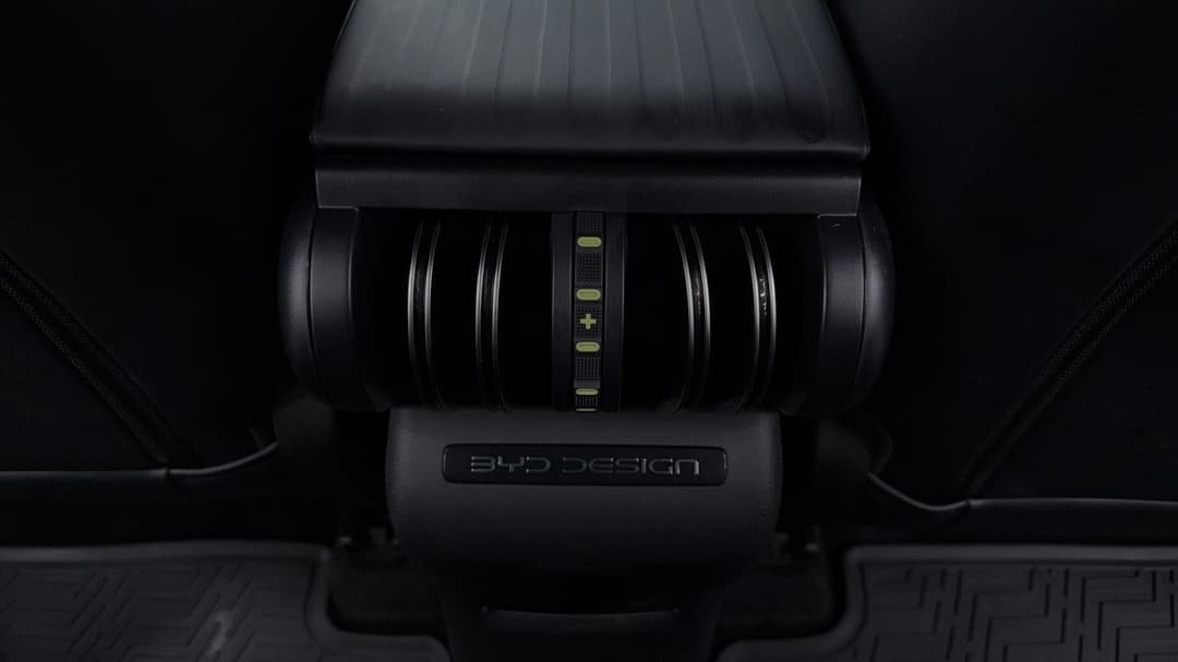 2025 Byd Atto 3 Extended Range Premium, Automatic, 6363 km, Rear A/C Vent
