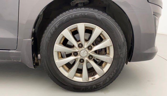 2014 Maruti Ertiga ZDI, Diesel, Manual, 70,327 km, Right Front Wheel