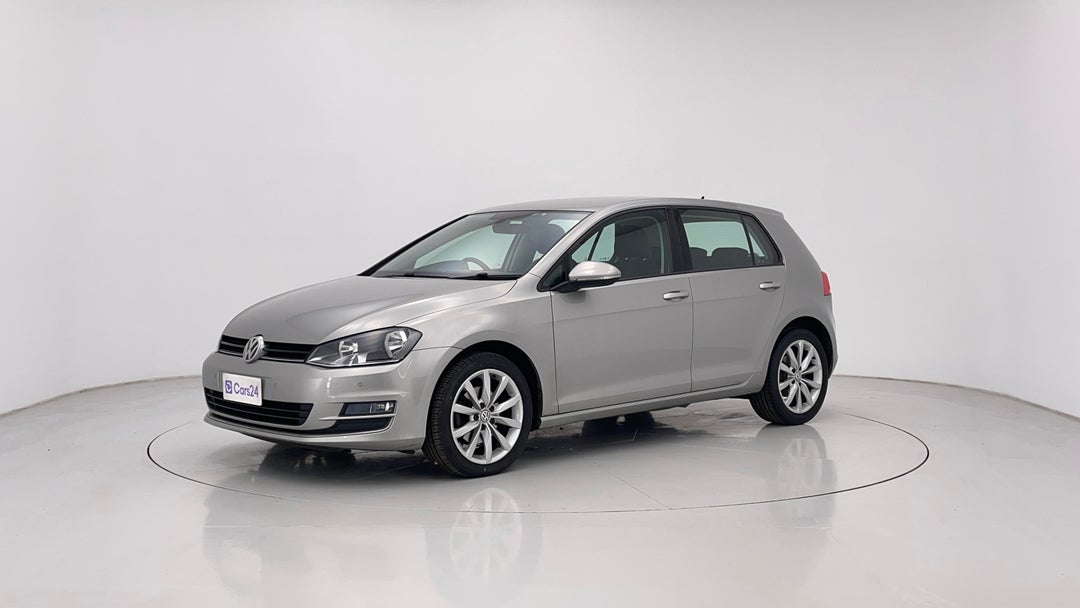 2016 Volkswagen Golf 110 Tdi Highline, Automatic, 69662 km, Left Front Diagonal (45- Degree) View