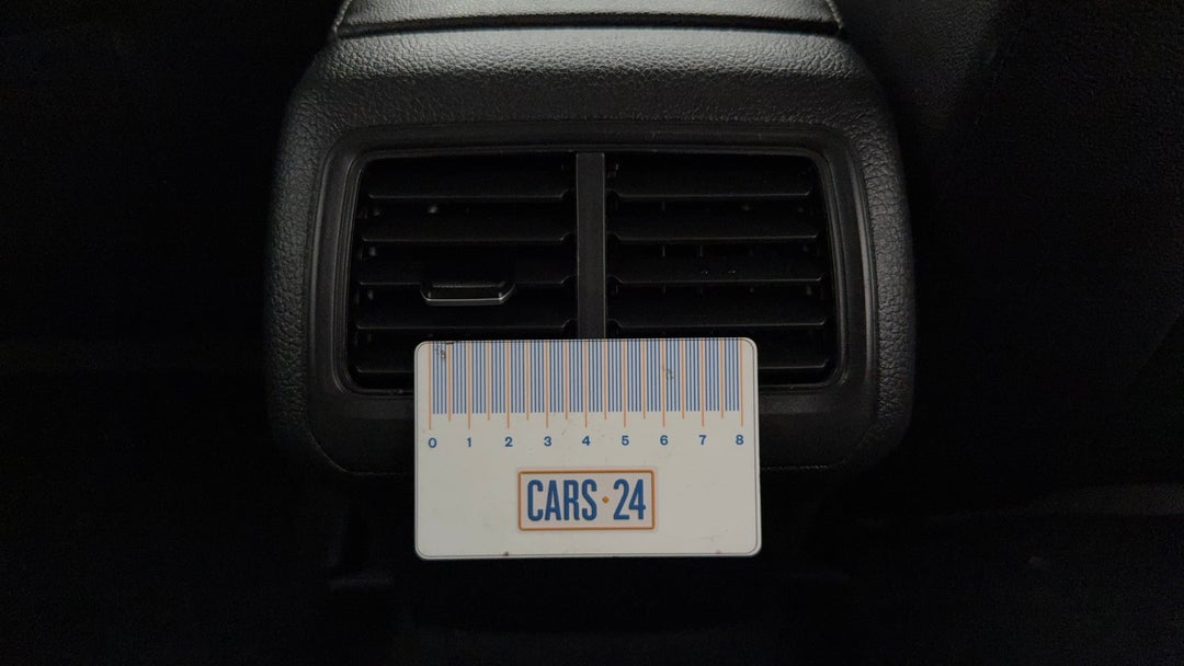 2016 Volkswagen Golf 110 Tdi Highline, Automatic, 69662 km, Miscellaneous Interior Broken