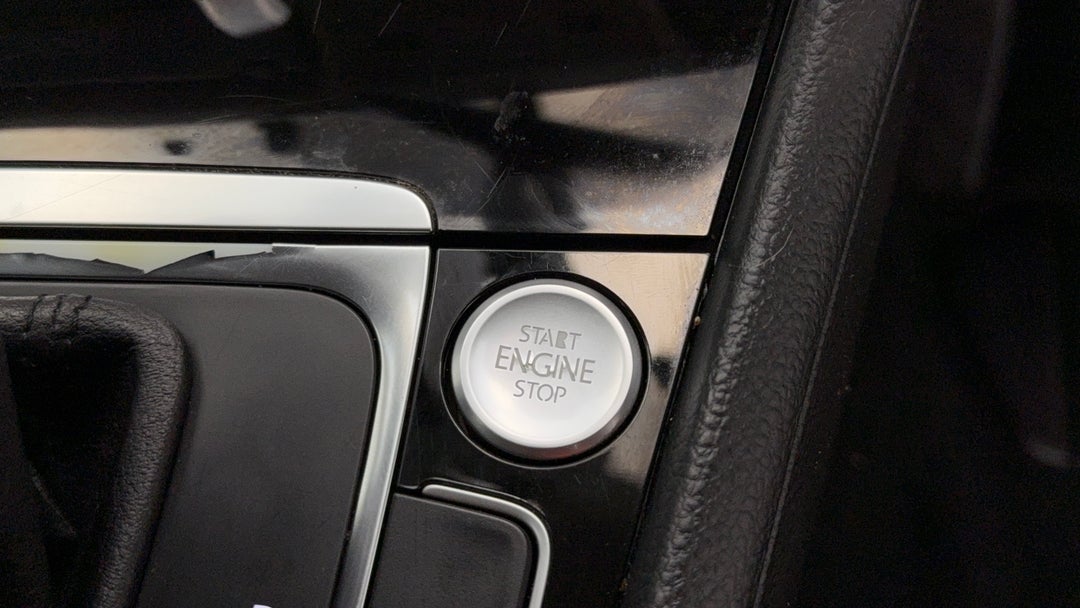 2016 Volkswagen Golf 110 Tdi Highline, Automatic, 69662 km, Keyless / Button Start