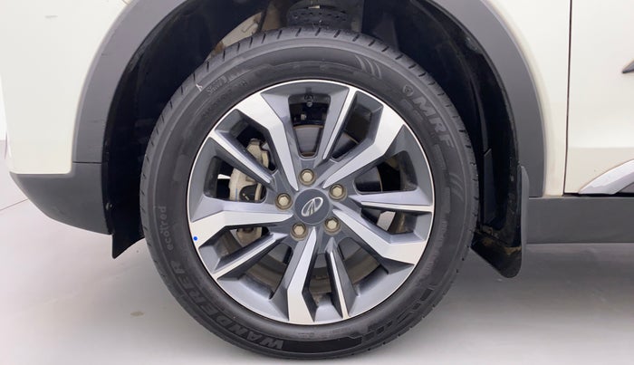 2021 Mahindra XUV300 1.2 W8 OPT, Petrol, Manual, 13,215 km, Left Front Wheel
