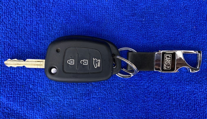 2020 Hyundai VENUE 1.0L Turbo GDI SX MT, Petrol, Manual, 21,257 km, Key Close Up