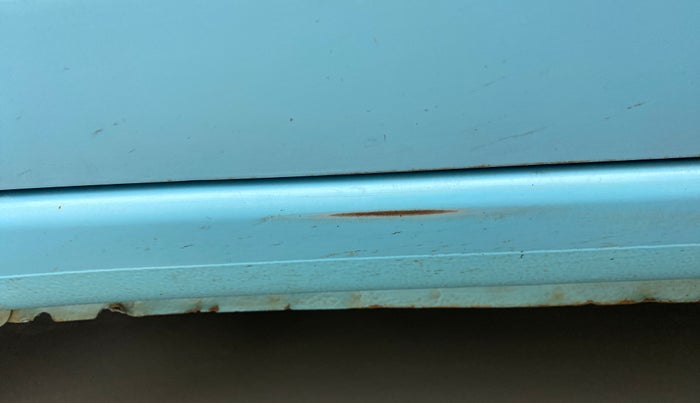 2015 Datsun Go A, Petrol, Manual, 47,948 km, Left running board - Slight discoloration