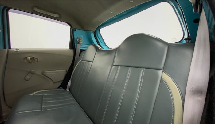2015 Datsun Go A, Petrol, Manual, 47,948 km, Right Side Rear Door Cabin