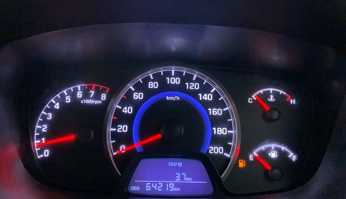 2015 Hyundai Grand i10 SPORTZ 1.2 KAPPA VTVT, Petrol, Manual, 64,362 km, Odometer Image