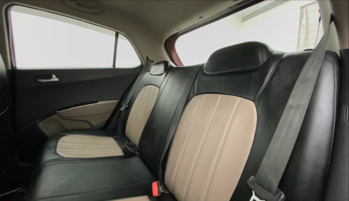 2015 Hyundai Grand i10 SPORTZ 1.2 KAPPA VTVT, Petrol, Manual, 64,362 km, Right Side Rear Door Cabin
