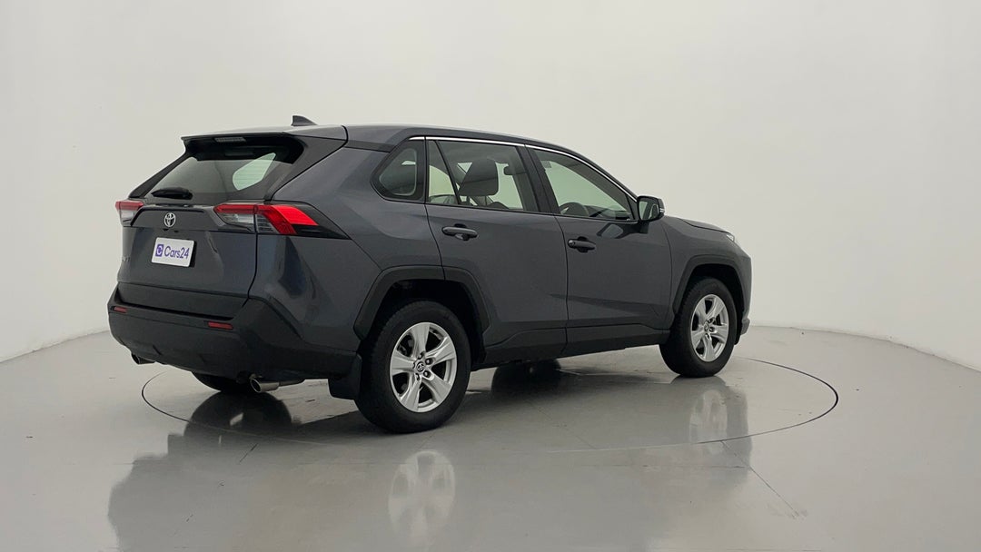 Right Back Diagonal (45- Degree) View