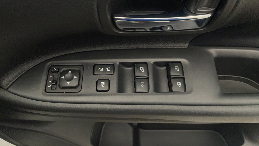 Drivers Side Door Panel Controls