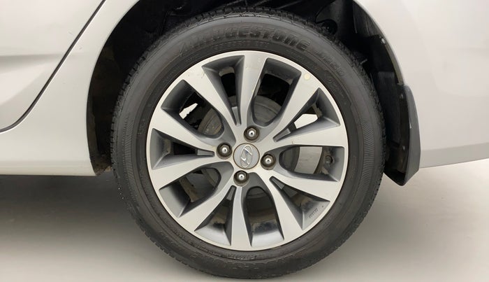 2017 Hyundai Verna 1.6 VTVT SX, Petrol, Manual, 37,185 km, Left Rear Wheel