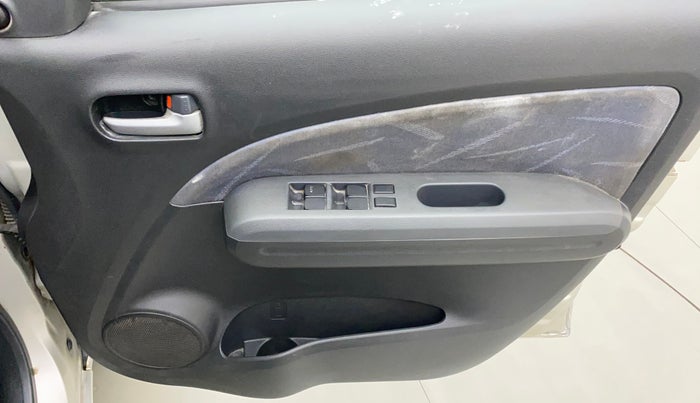 2012 Maruti Ritz VXI, Petrol, Manual, 87,214 km, Driver Side Door Panels Control