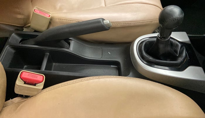 2017 Honda Jazz 1.2L I-VTEC V, Petrol, Manual, 66,676 km, Gear Lever