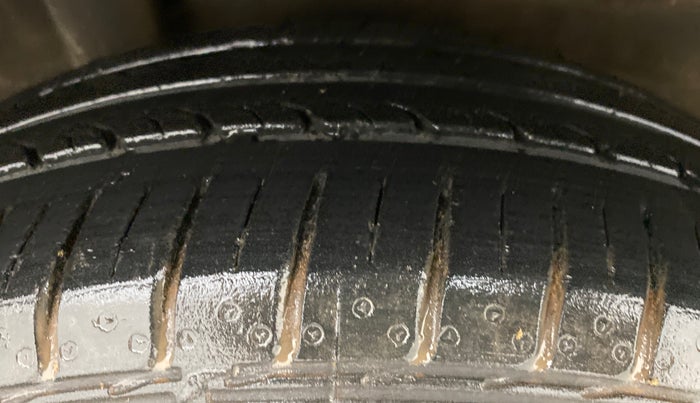 2018 Honda City V MT PETROL, Petrol, Manual, 26,502 km, Right Rear Tyre Tread