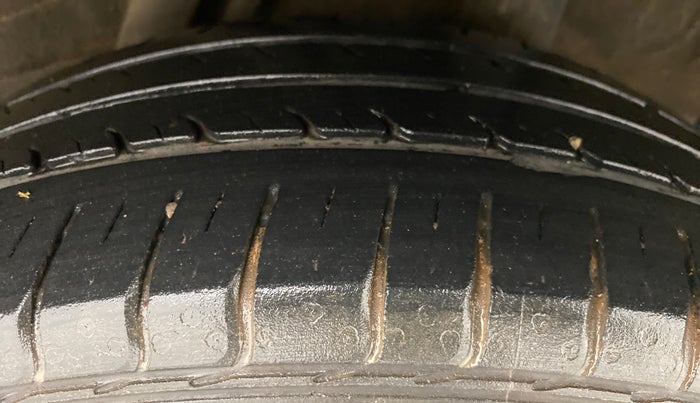 2018 Honda City V MT PETROL, Petrol, Manual, 26,502 km, Left Rear Tyre Tread