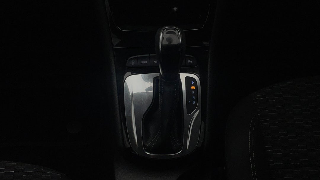 2017 Holden Astra R, Automatic, 68263 km, Gear Lever 