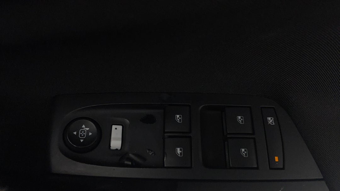 2017 Holden Astra R, Automatic, 68263 km, Drivers Side Door Panel Controls