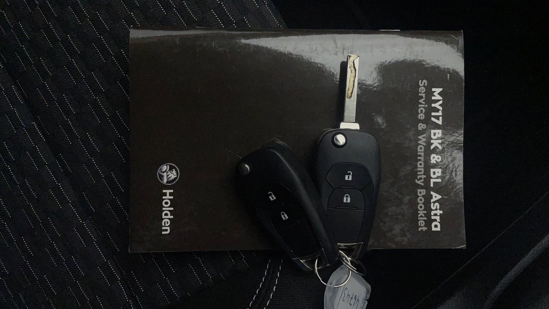 2017 Holden Astra R, Automatic, 68263 km, Key Close-up