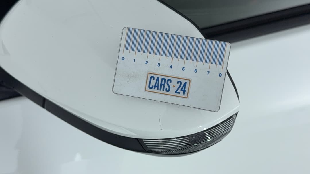 2025 Toyota Yaris Ascent Sport Hybrid, Automatic, 44096 km, Side Mirrors Housing LHS Scratch