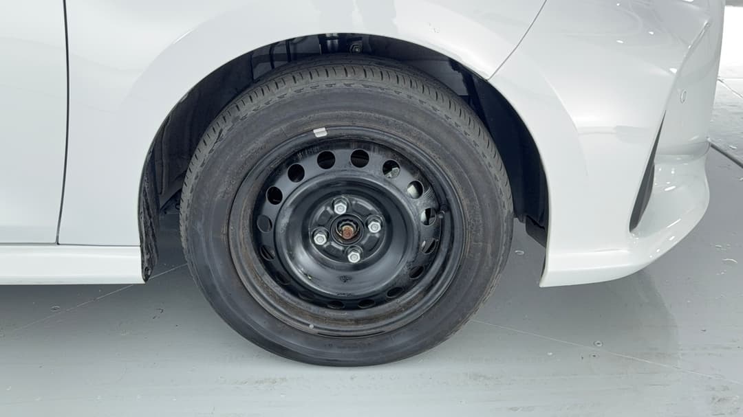 2025 Toyota Yaris Ascent Sport Hybrid, Automatic, 44096 km, Right Front Wheel
