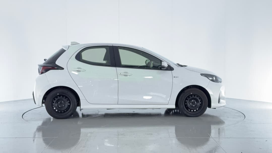 2025 Toyota Yaris Ascent Sport Hybrid, Automatic, 44096 km, Right Side View