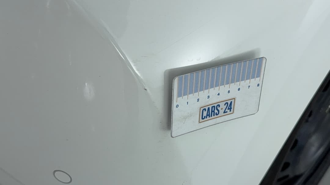 2025 Toyota Yaris Ascent Sport Hybrid, Automatic, 44096 km, Bumper Rear Scratch