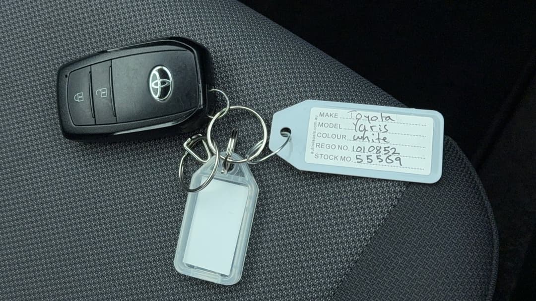 2025 Toyota Yaris Ascent Sport Hybrid, Automatic, 44096 km, Key Close-up