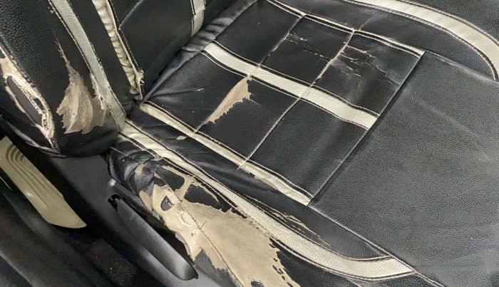 2015 Maruti Swift VXI, Petrol, Manual, 88,863 km, Driver seat - Cover slightly torn