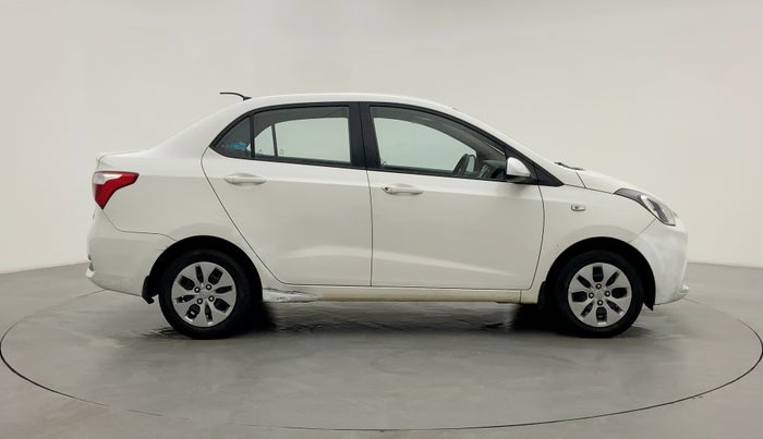2018 Hyundai Xcent E PLUS, Petrol, Manual, 19,626 km, Right Side View