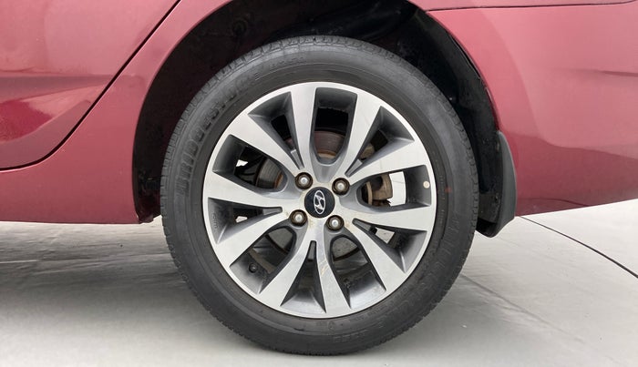 2014 Hyundai Verna FLUIDIC 1.6 SX VTVT, Petrol, Manual, 44,210 km, Left Rear Wheel