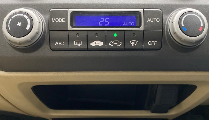 2010 Honda Civic 1.8V MT, Petrol, Manual, 60,137 km, Automatic Climate Control