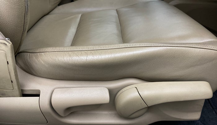 2010 Honda Civic 1.8V MT, Petrol, Manual, 60,137 km, Driver Side Adjustment Panel