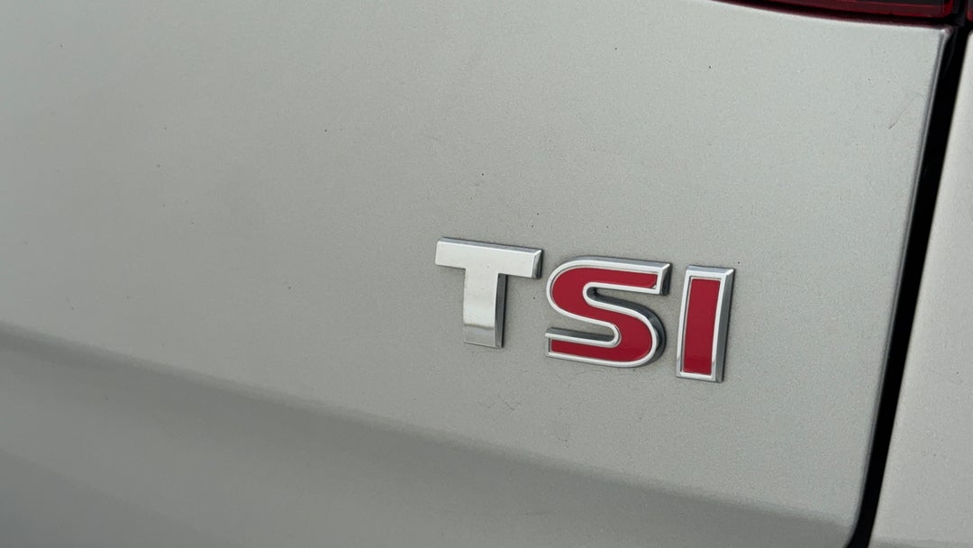 Badge (Boot Right Side)