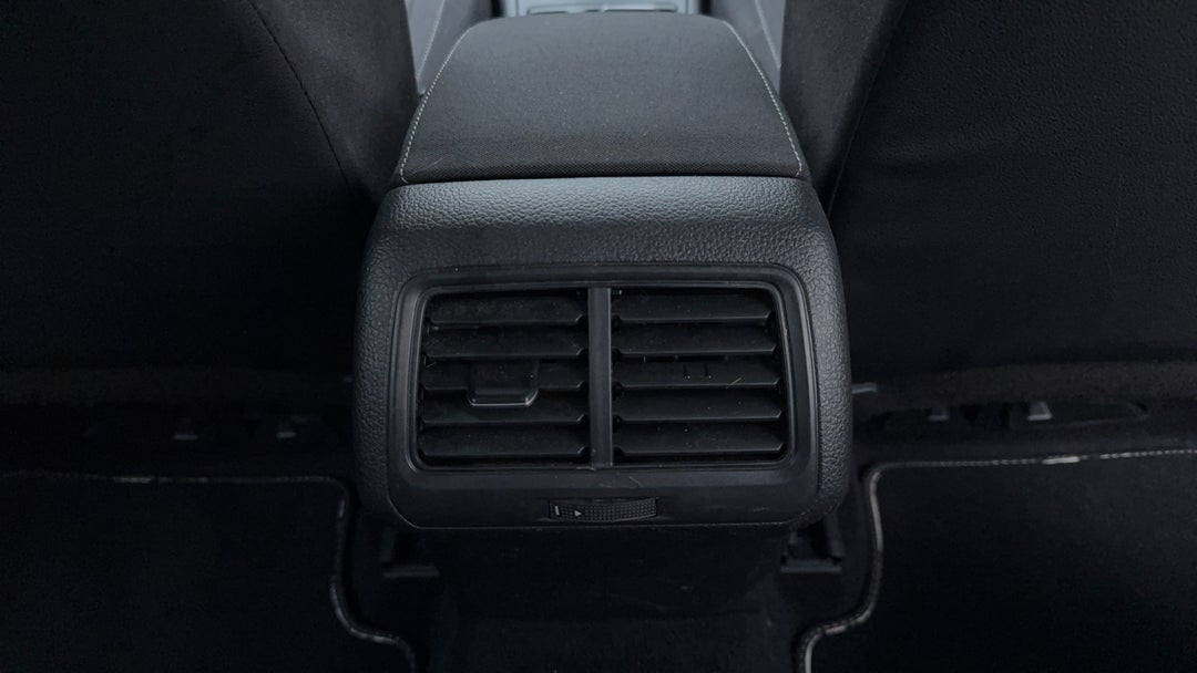Rear A/C Vent