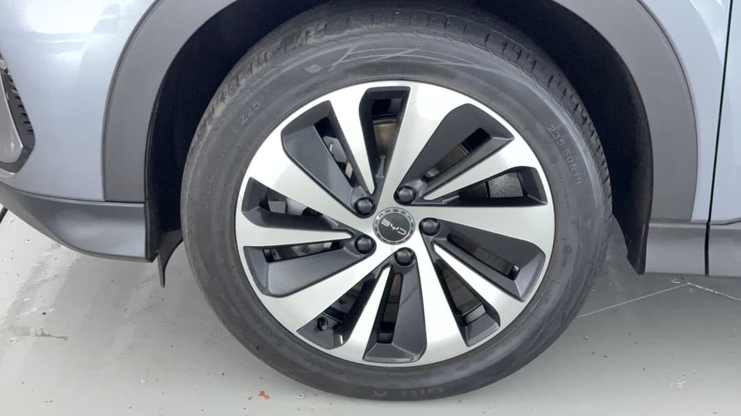 2024 Byd Sealion 6 Premium, Automatic, 26936 km, Left Front Wheel