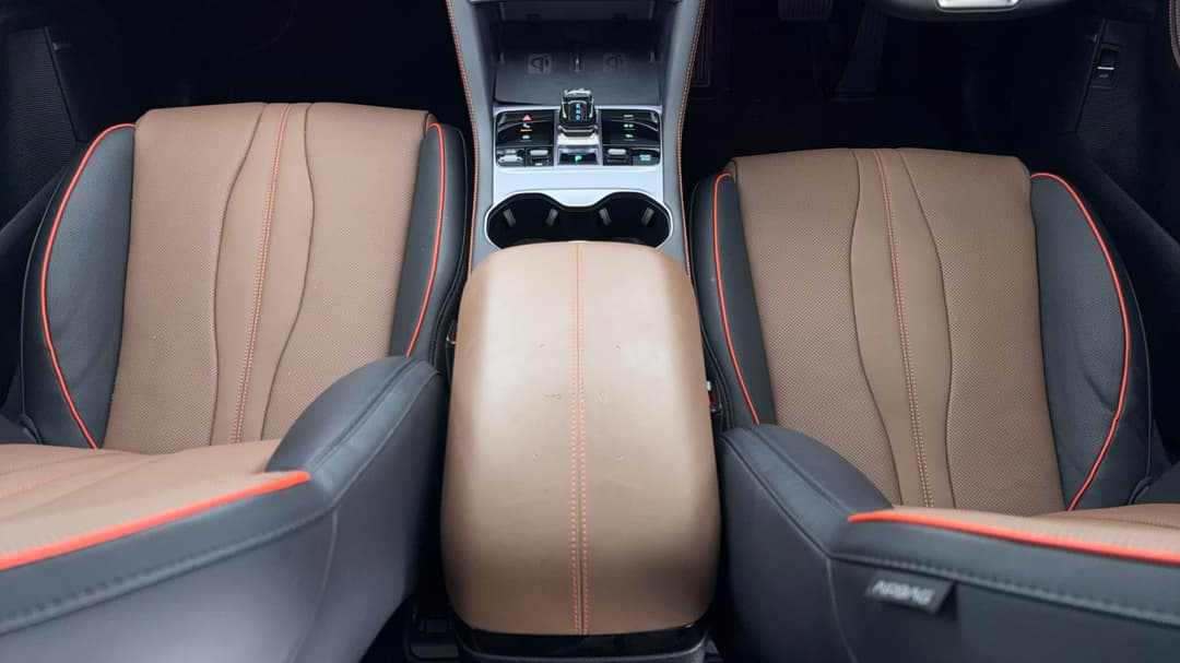 2024 Byd Sealion 6 Premium, Automatic, 26936 km, Center Console