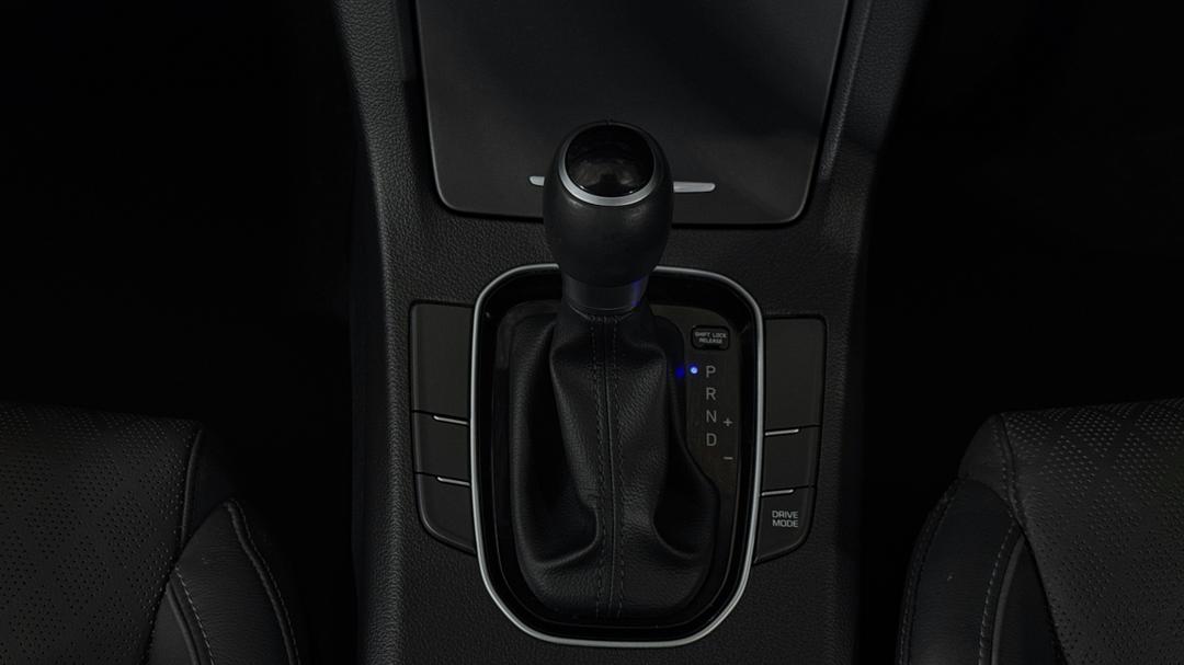 2018 Hyundai i30 Elite, Automatic, 26228 km, Gear Lever 