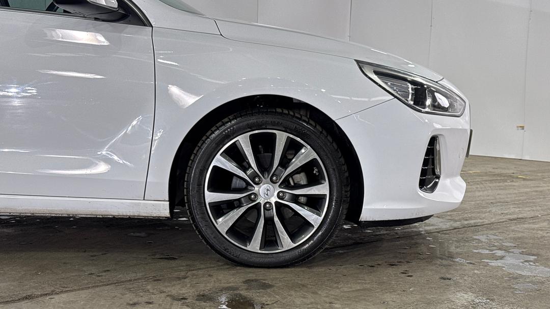 2018 Hyundai i30 Elite, Automatic, 26228 km, Right Front Wheel