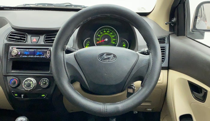2017 Hyundai Eon MAGNA PLUS, Petrol, Manual, 30,484 km, Steering Wheel Close Up