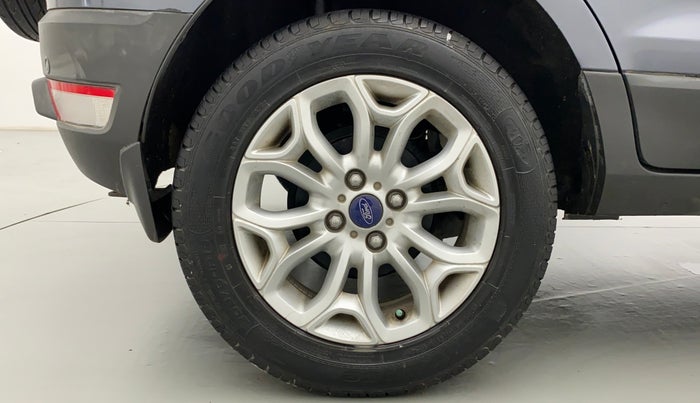 2015 Ford Ecosport TITANIUM 1.0L ECOBOOST, Petrol, Manual, 19,143 km, Right Rear Wheel