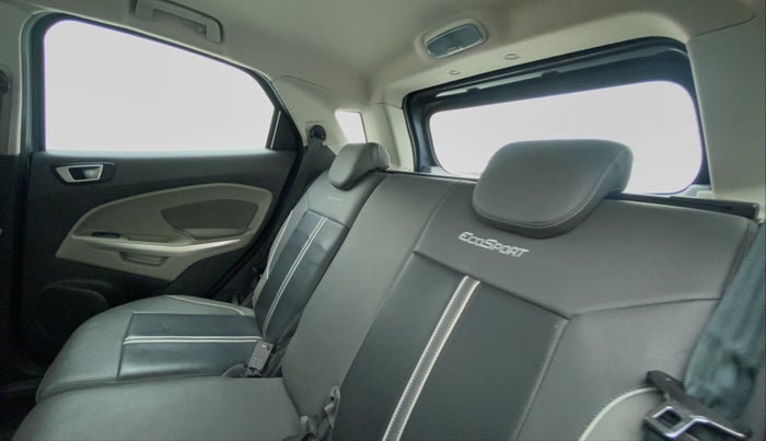 2015 Ford Ecosport TITANIUM 1.0L ECOBOOST, Petrol, Manual, 19,143 km, Right Side Rear Door Cabin