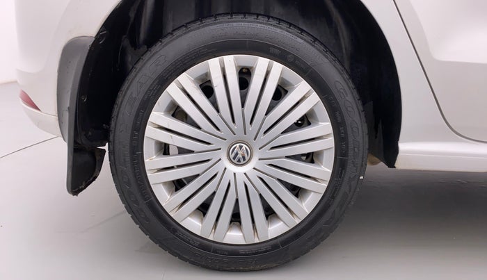 2018 Volkswagen Polo COMFORTLINE 1.0 PETROL, Petrol, Manual, 48,506 km, Right Rear Wheel