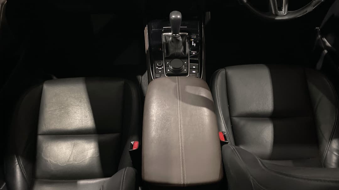 2022 Mazda CX-30 G20 Astina (FWD), Automatic, 35000 km, Center Console