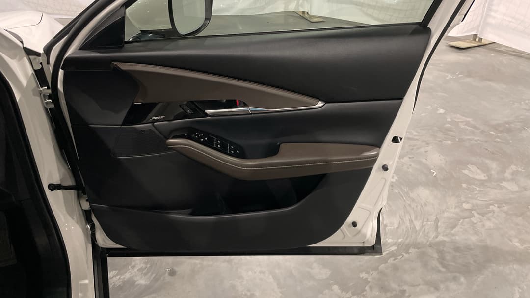 2022 Mazda CX-30 G20 Astina (FWD), Automatic, 35000 km, Speaker View