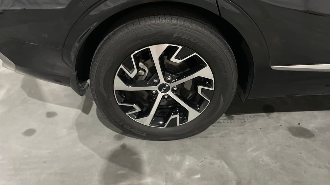 2022 Kia Sportage Sx (AWD), Automatic, 107350 km, Right Rear Wheel